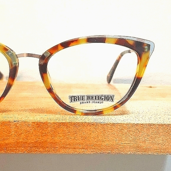NEW Rx'able CAT EYE Eyeglass Frame, Glasses, trendy sassy Tortoise 53-19-140 - Picture 3 of 6